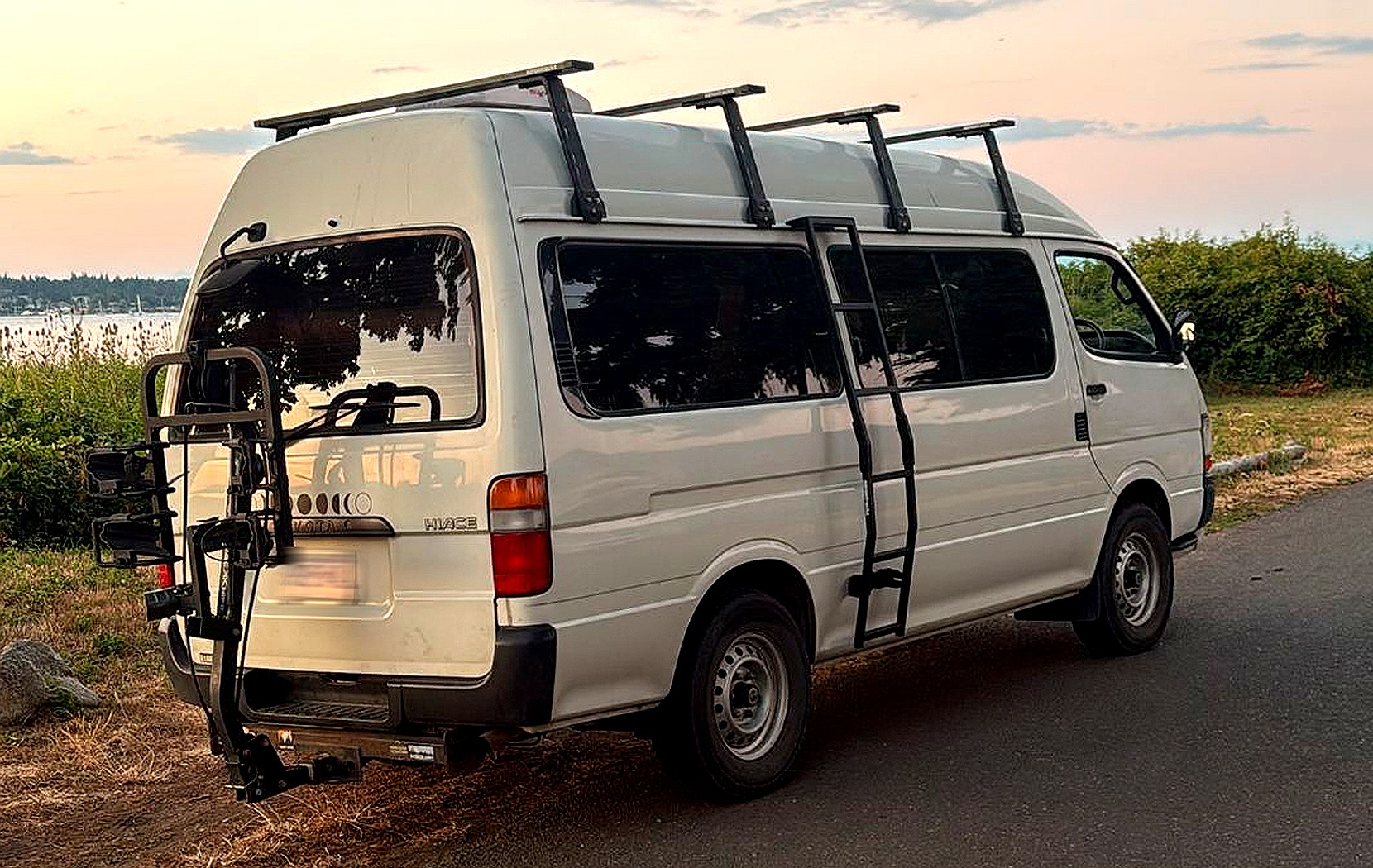 Ozroofracks | Roof Rack Gutter Mount Brackets