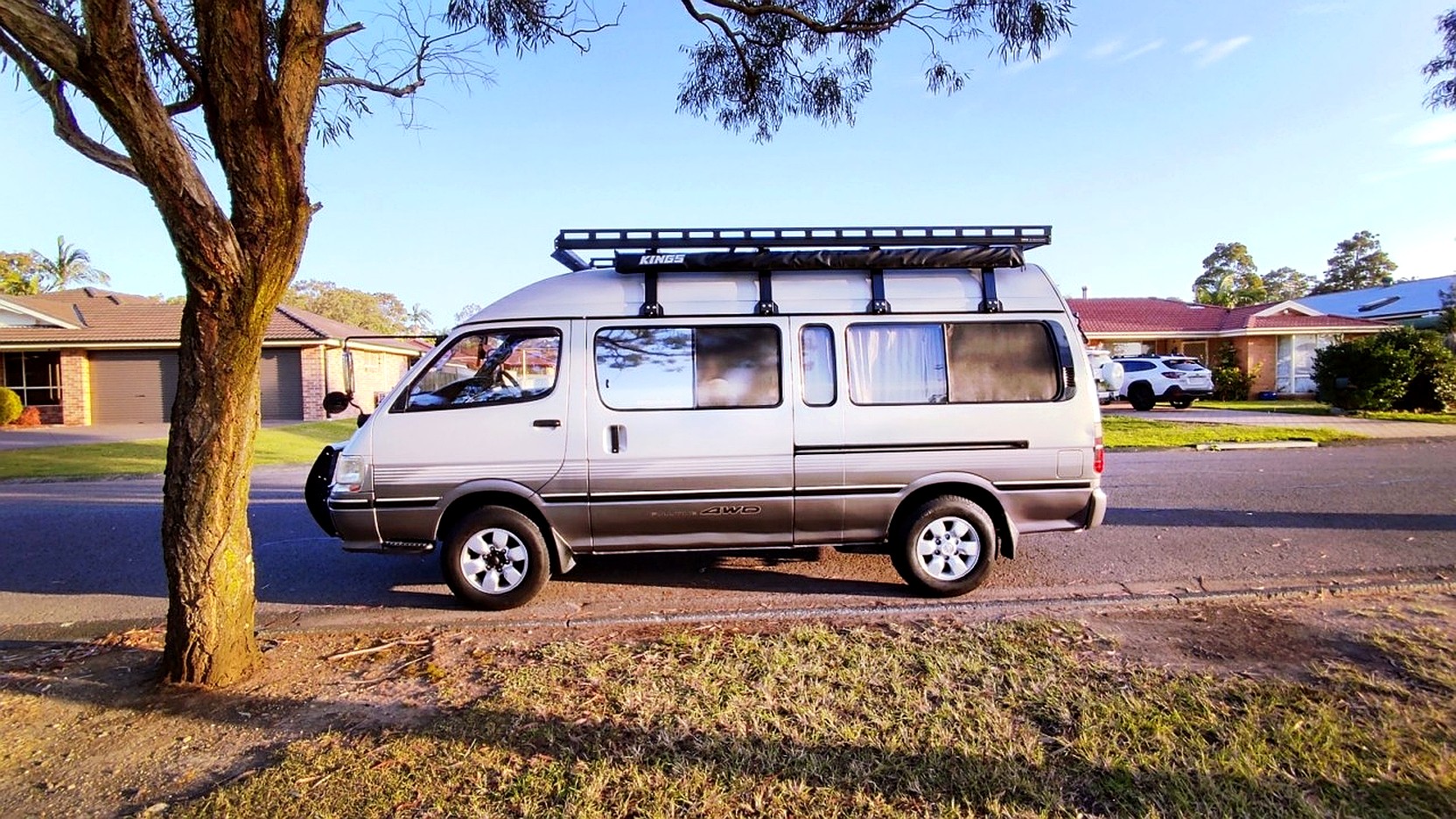 Ozroofracks | Toyota Hiace High Roof Roof Racks