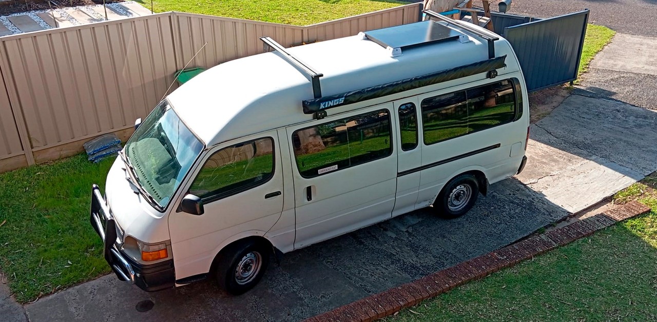 Ozroofracks | Toyota Hiace High Roof Roof Racks